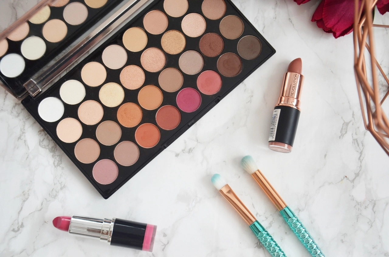 PALETA FLAWLESS 3 RESURRECTION- REVOLUTION
